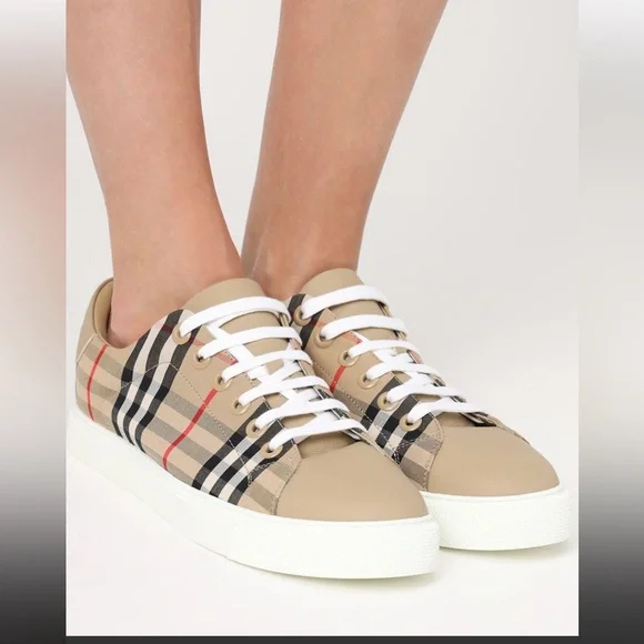 Burberry | Shoes | Burberry Tan And Red Plaid Womens  display picture 3